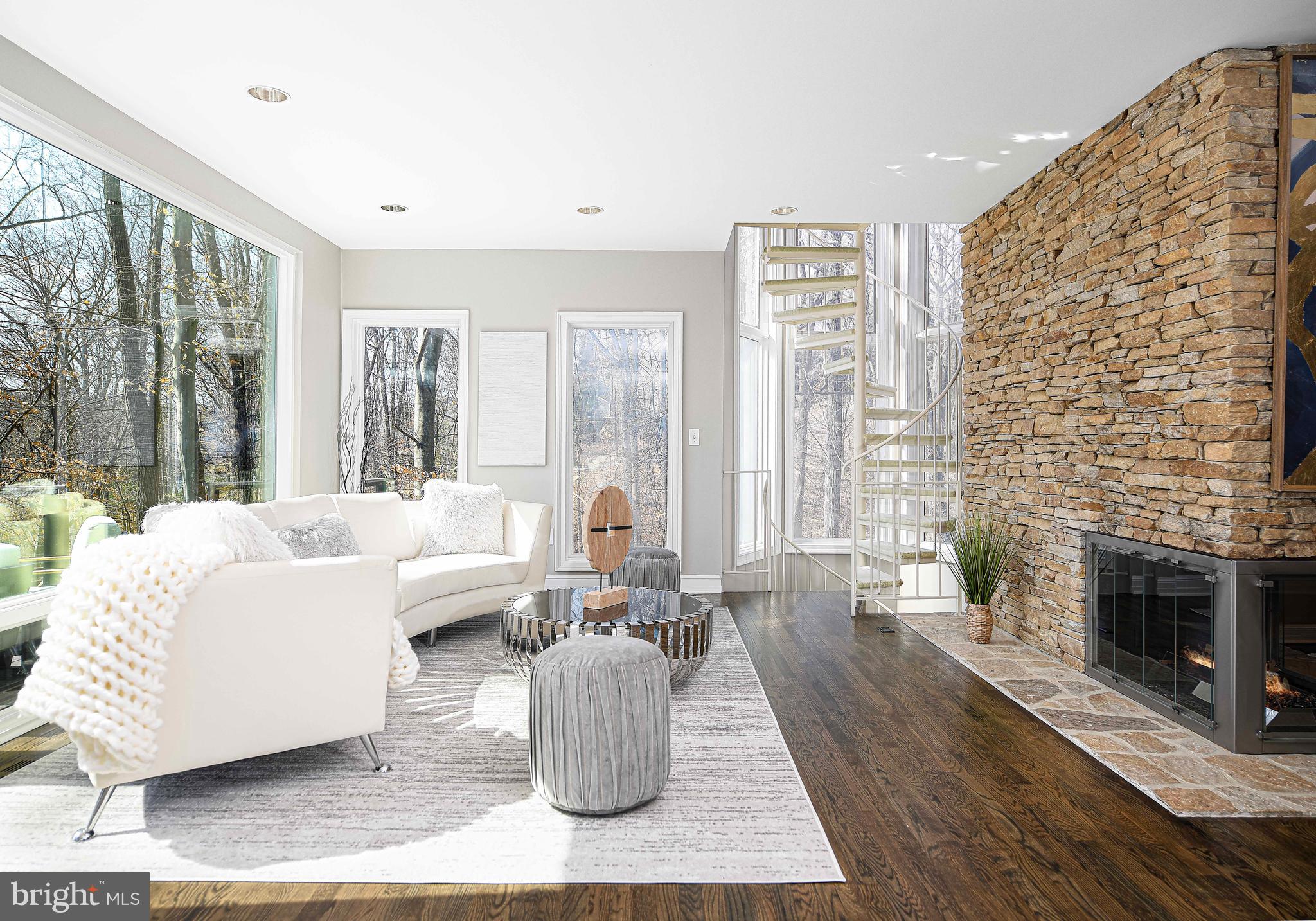 DOWNS ON THE SEVERN - Residential