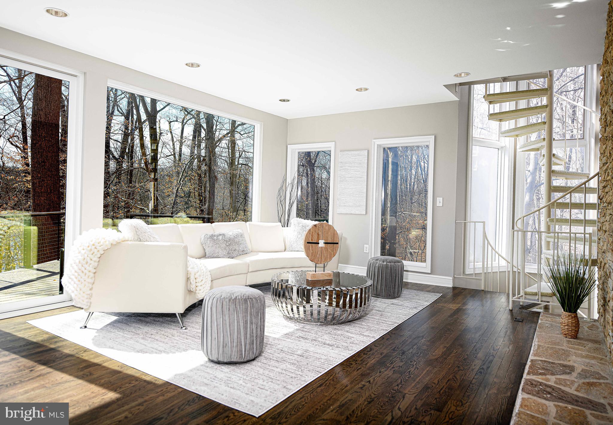 DOWNS ON THE SEVERN - Residential