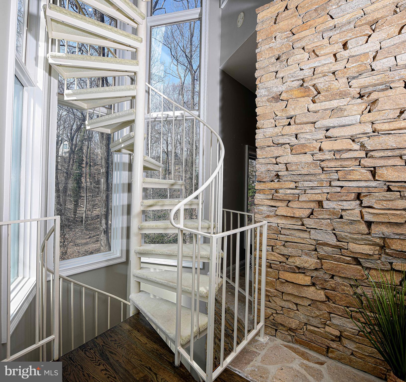 DOWNS ON THE SEVERN - Residential