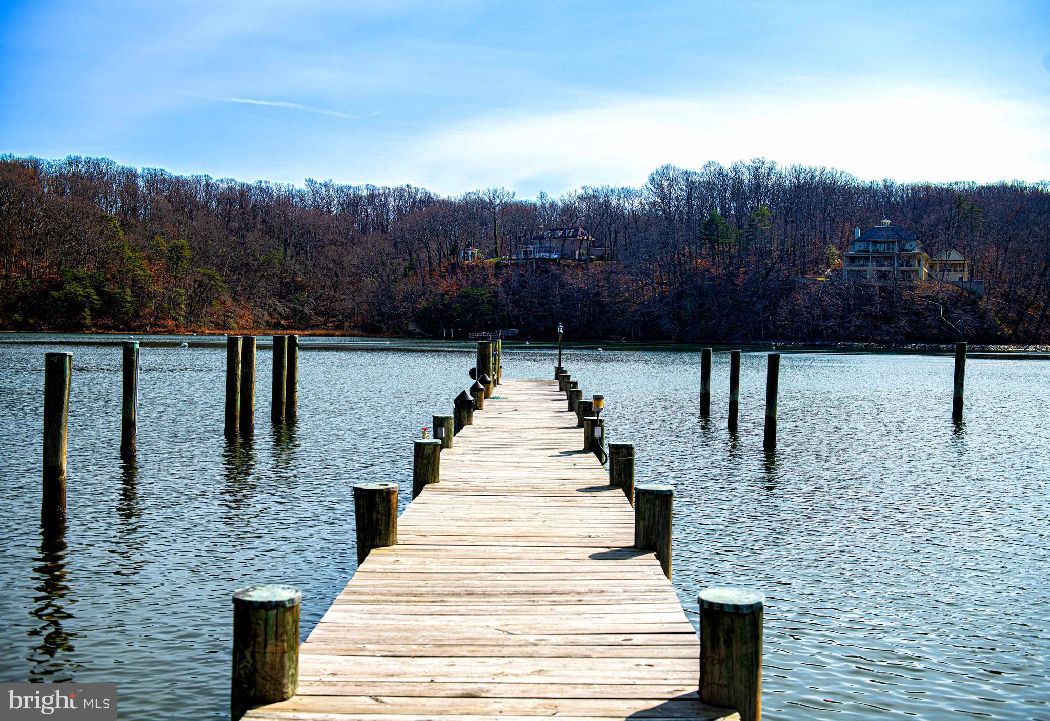 DOWNS ON THE SEVERN - Residential