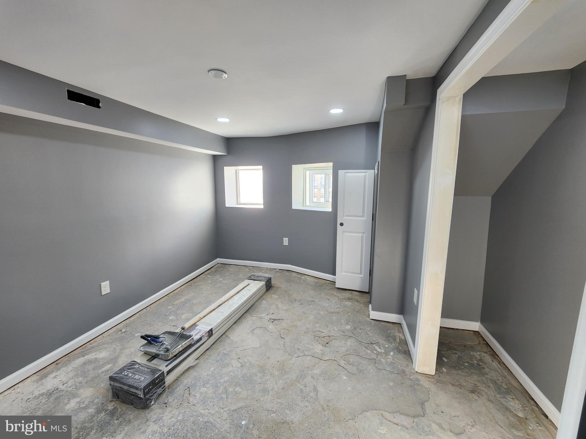 MONDAWMIN - Residential