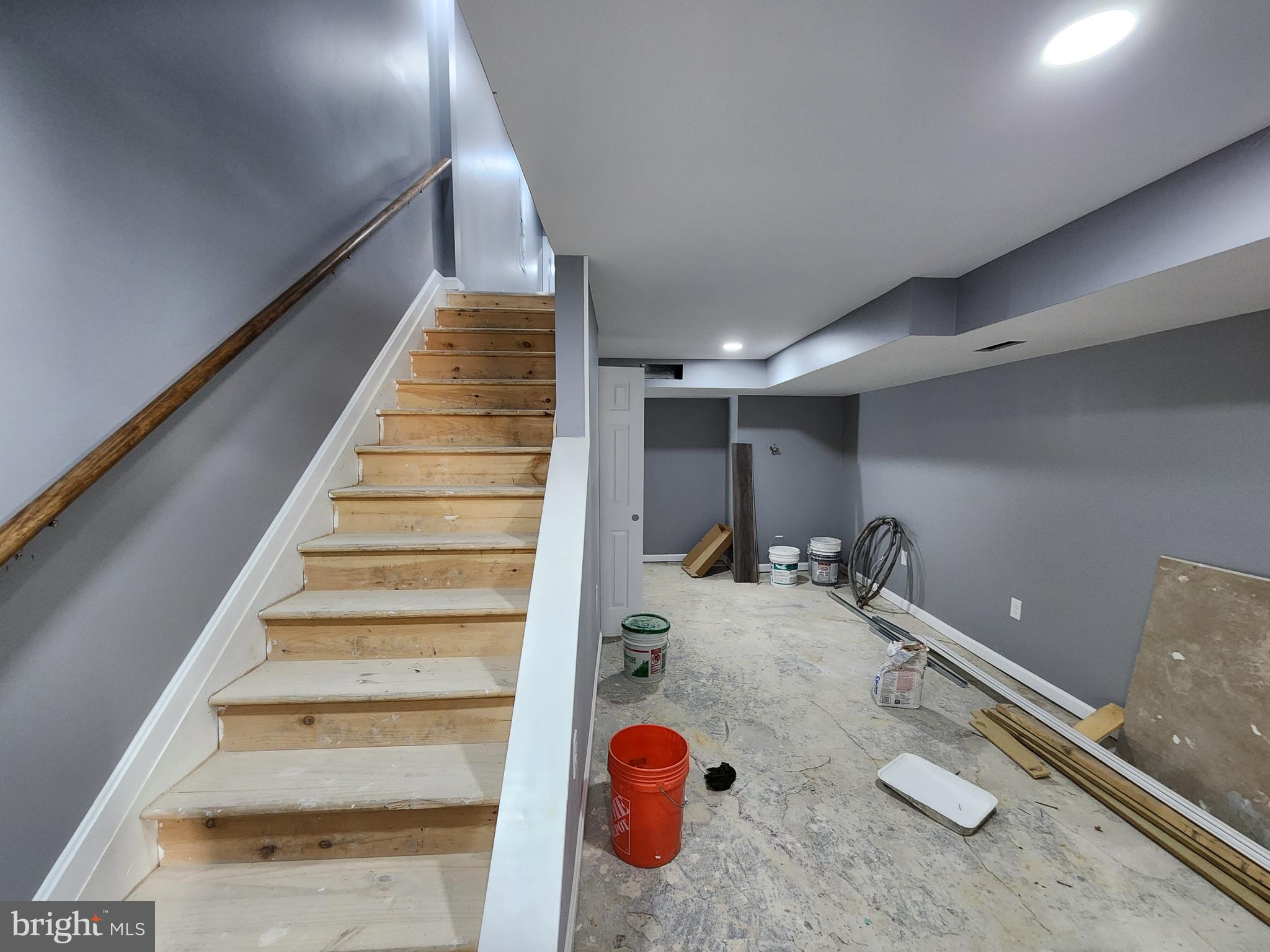 MONDAWMIN - Residential