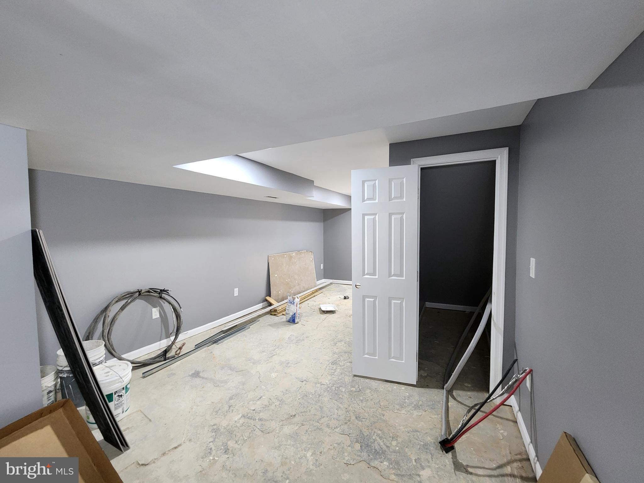 MONDAWMIN - Residential