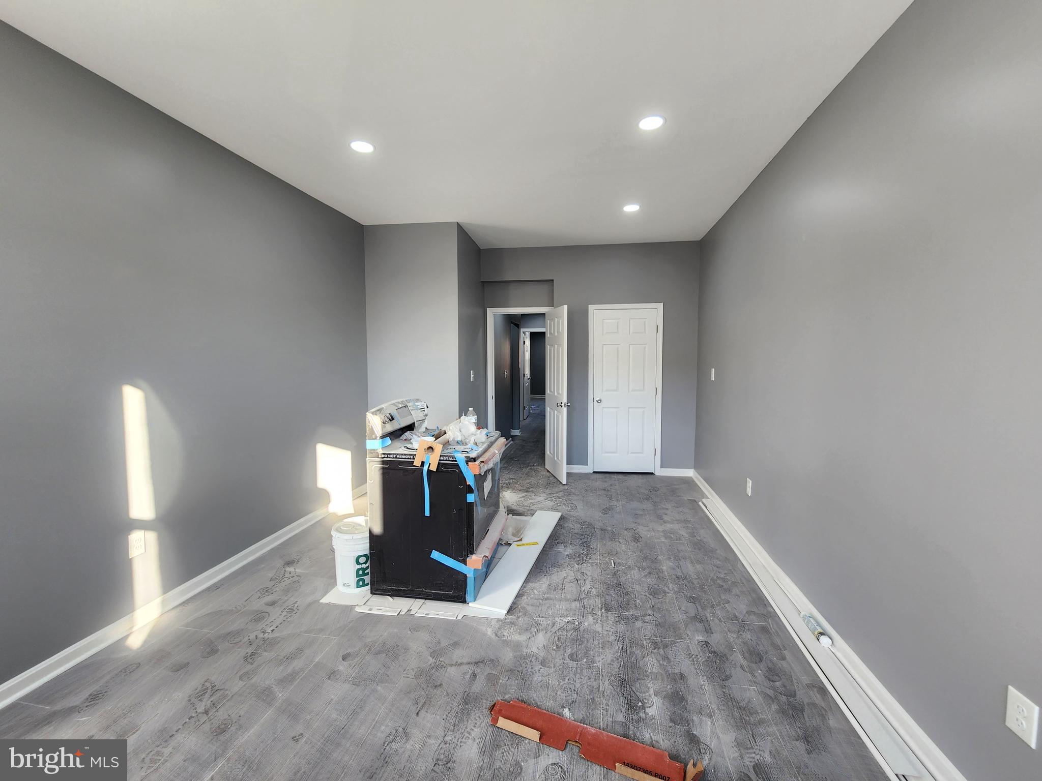 MONDAWMIN - Residential