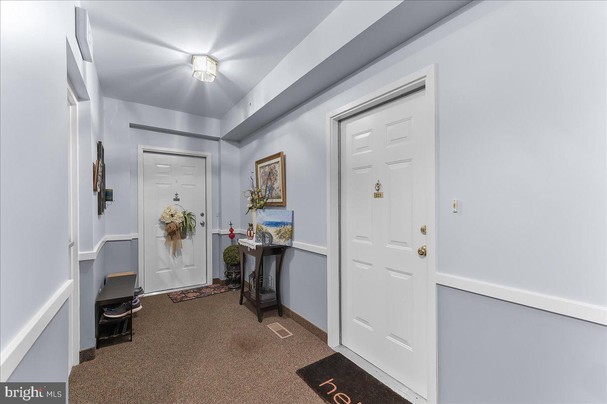 223 VICTORIA GARDENS DRIVE L