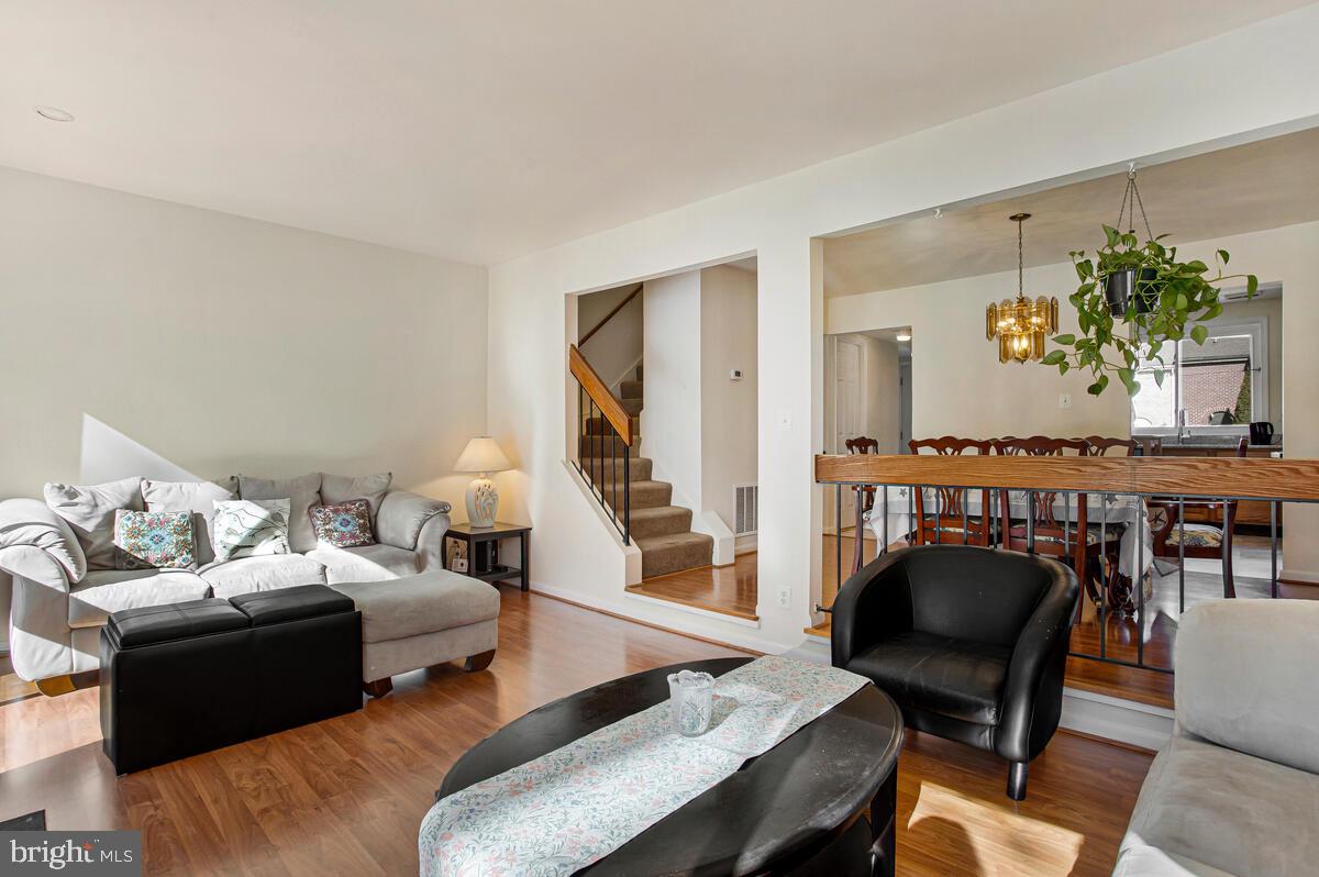 GLEN ORA - PLAT 9 - Residential