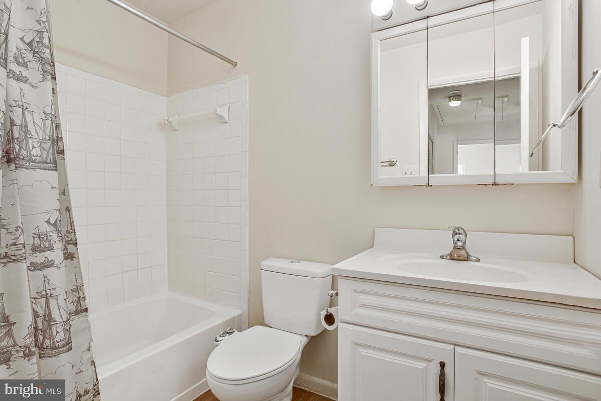 GLEN ORA - PLAT 9 - Residential