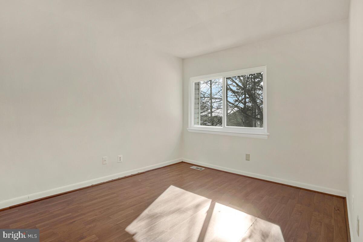 GLEN ORA - PLAT 9 - Residential