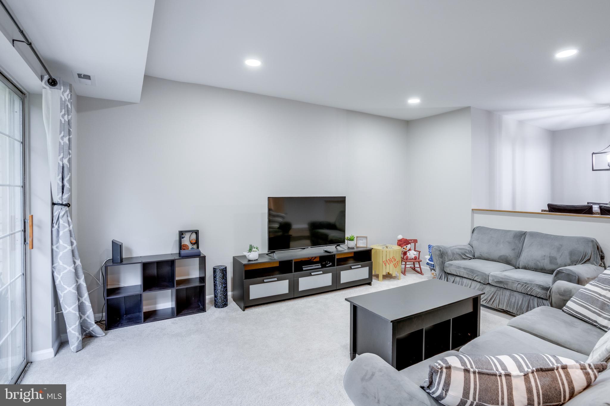 KEENE MILL WOODS - Residential Lease