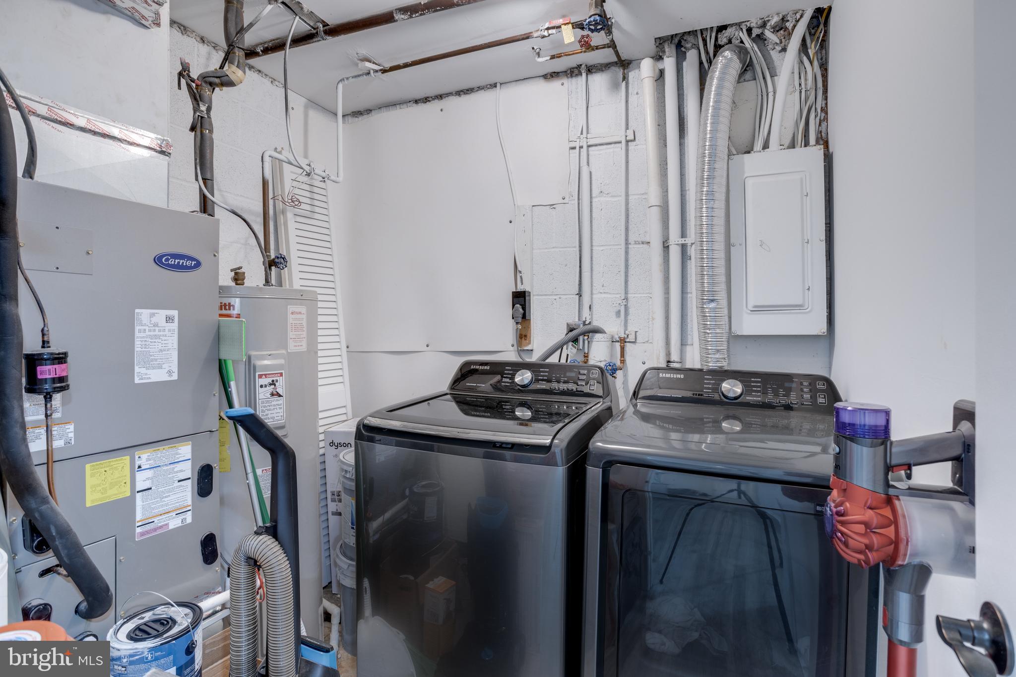 KEENE MILL WOODS - Residential Lease