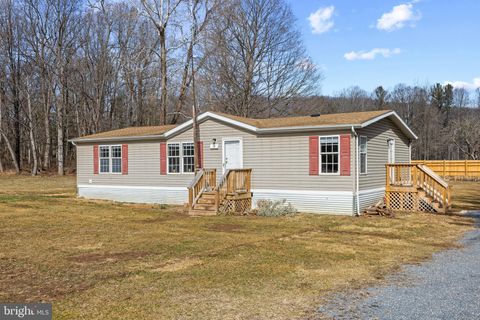 38 MAGGIE LANE MOUNT SOLON VA 22843