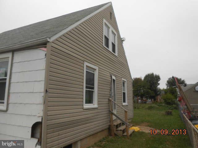 COLONIAL HOUSING - Residential