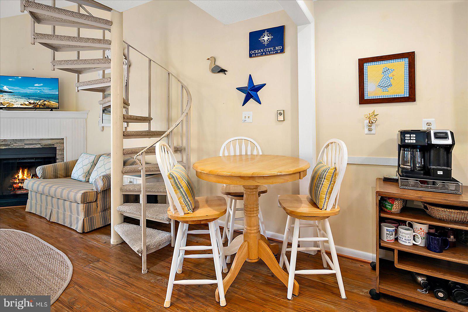 LITTLE SALISBURY - Residential