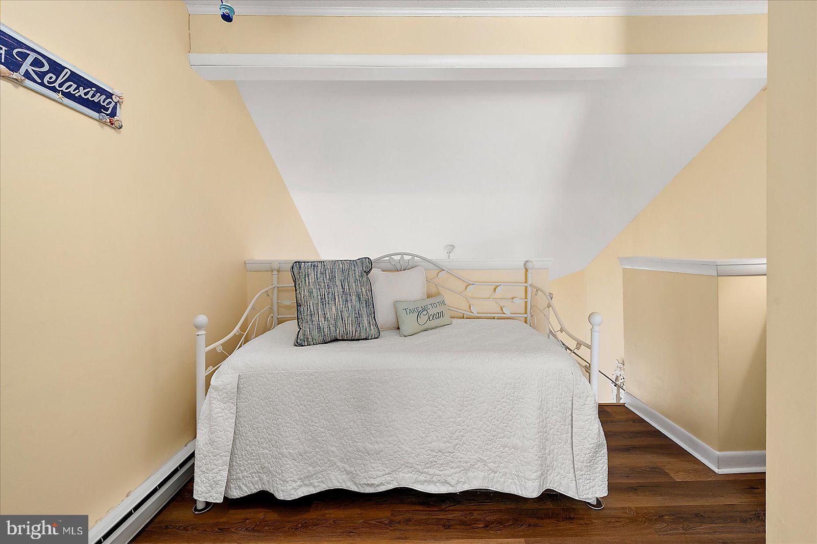 LITTLE SALISBURY - Residential