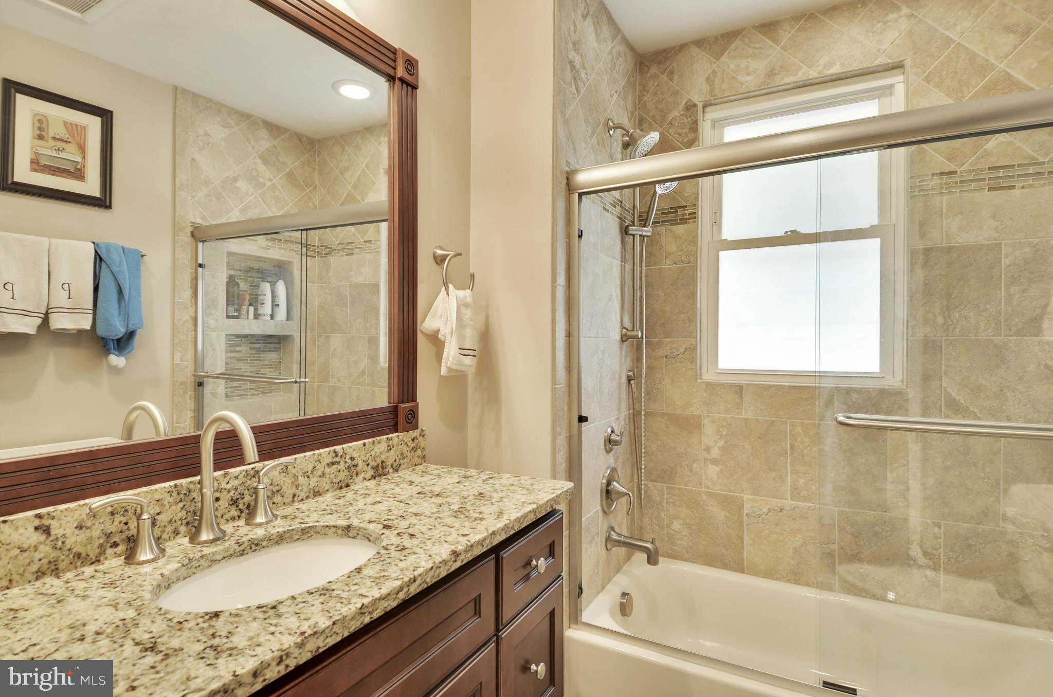 BRANDON VILLAGE - Residential