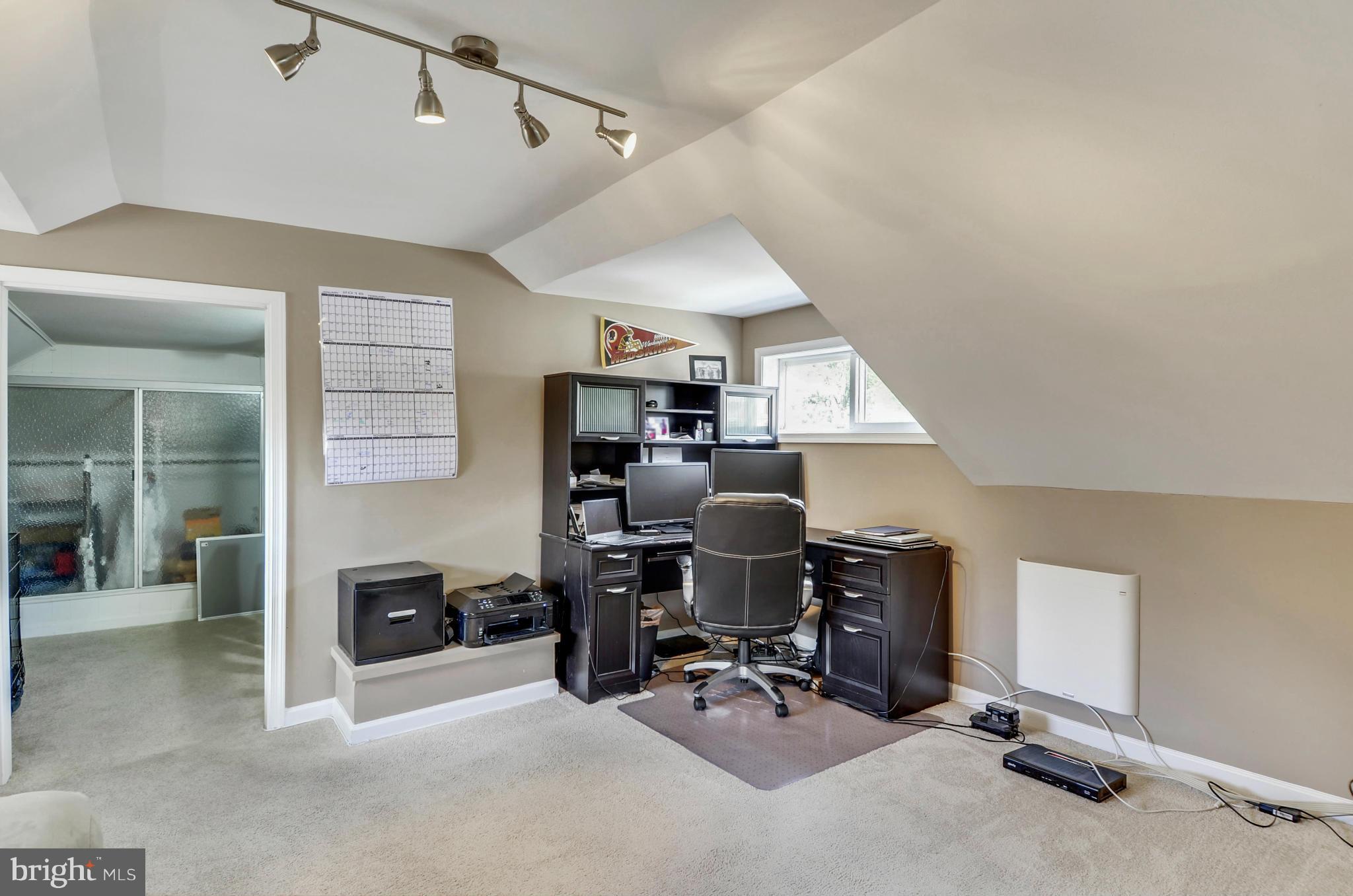 BRANDON VILLAGE - Residential