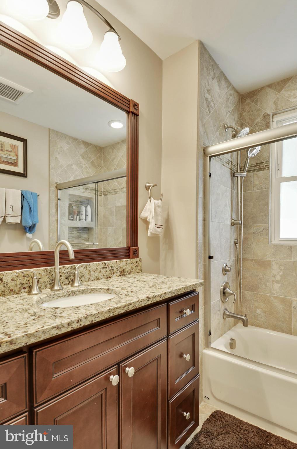 BRANDON VILLAGE - Residential