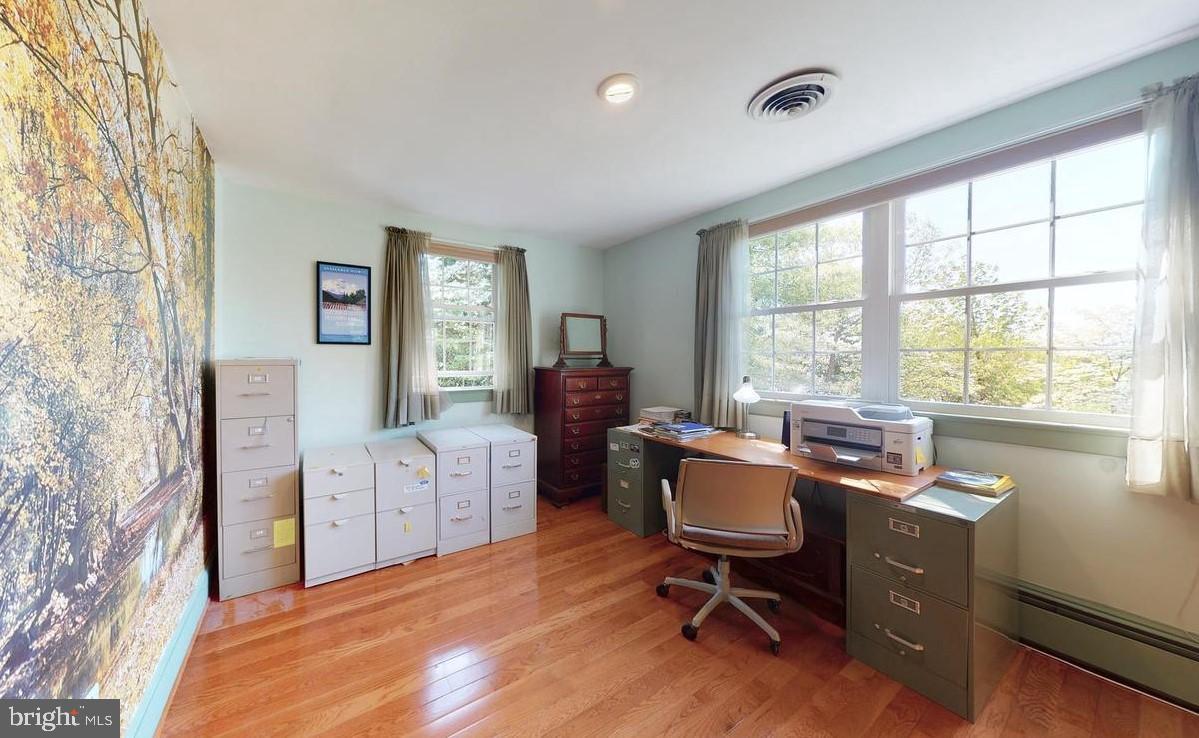 COLUMBIA PINES - Residential