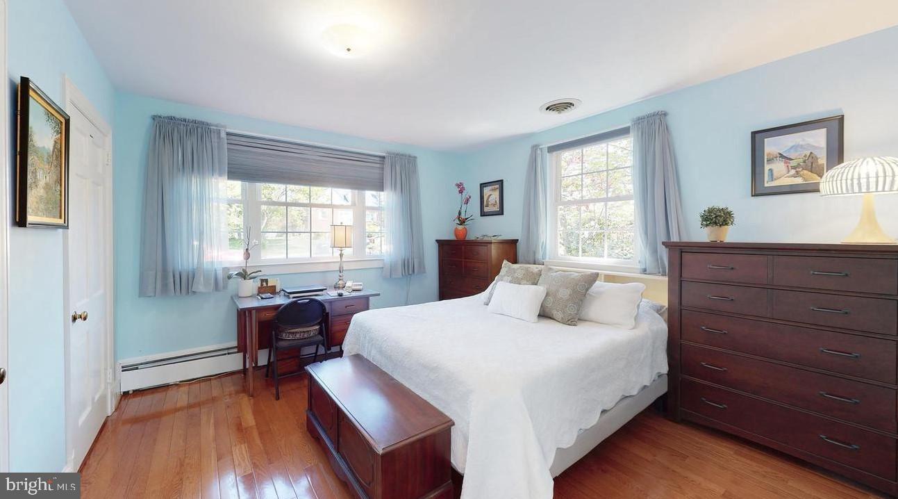 COLUMBIA PINES - Residential