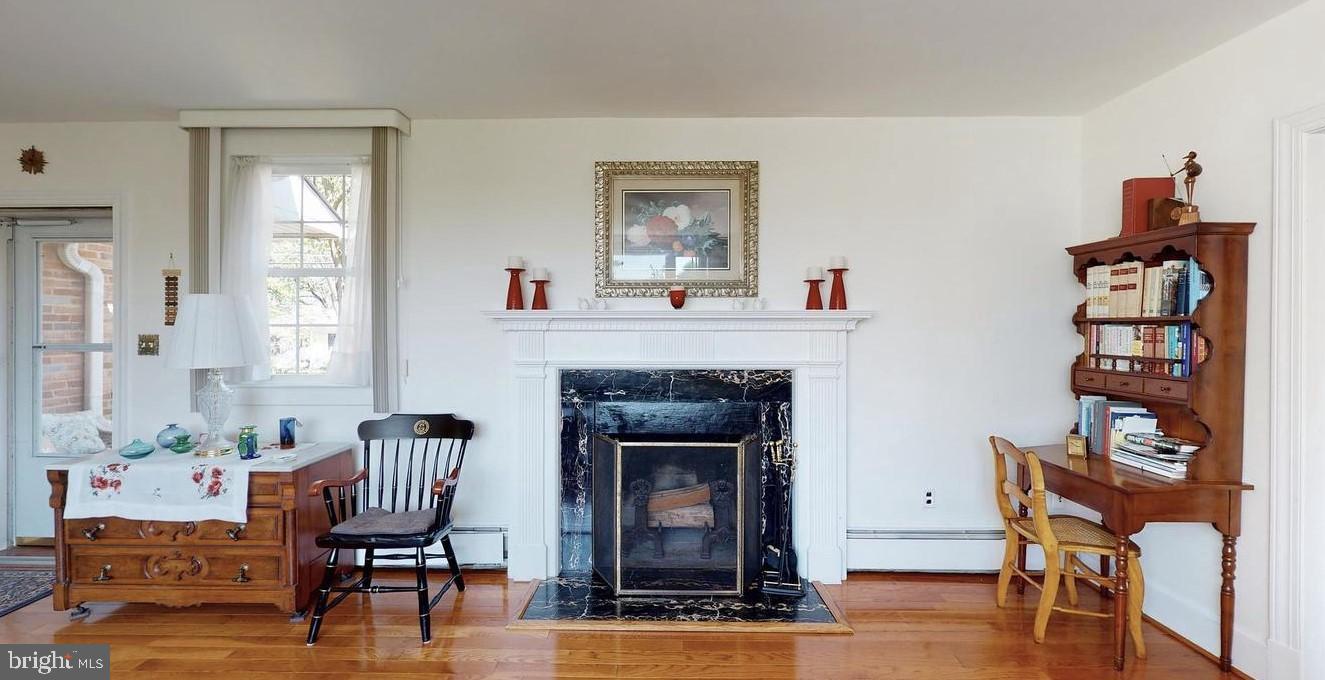 COLUMBIA PINES - Residential