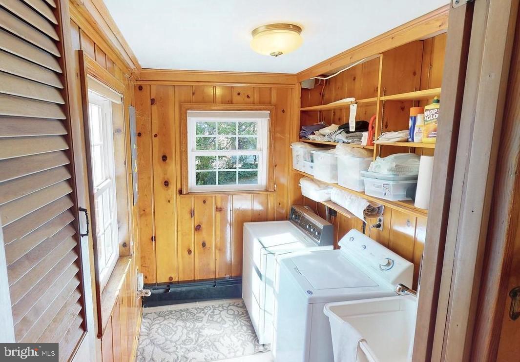 COLUMBIA PINES - Residential