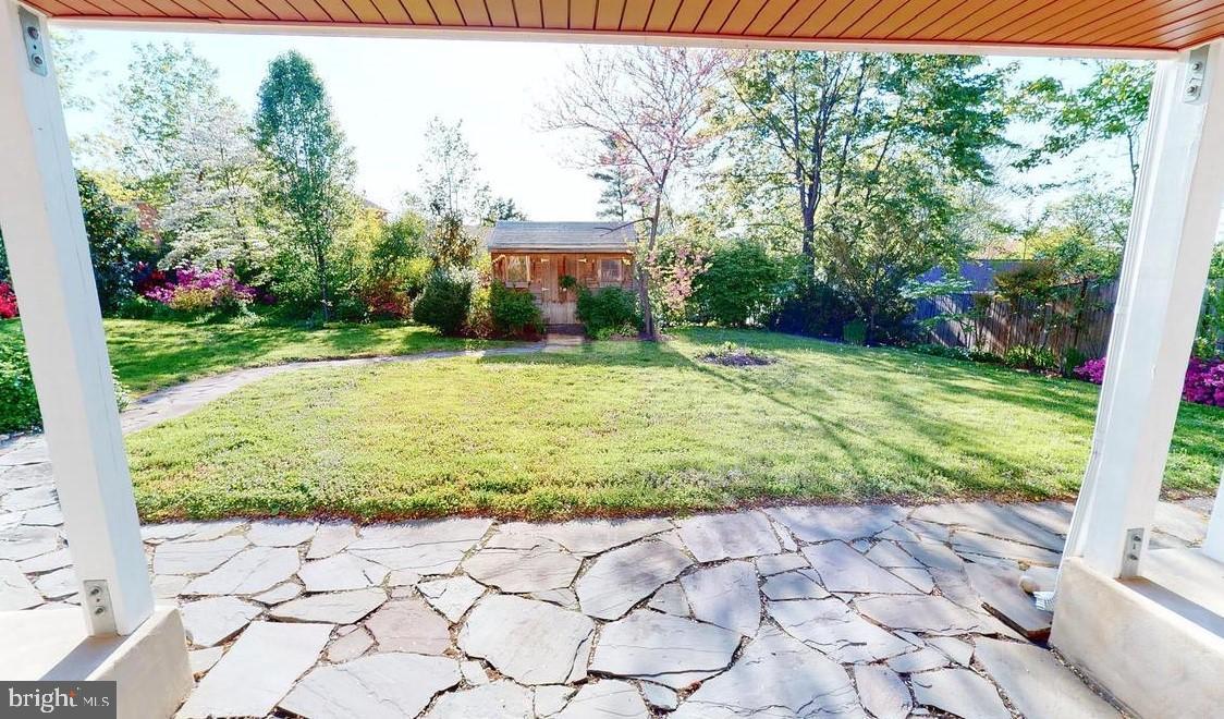 COLUMBIA PINES - Residential