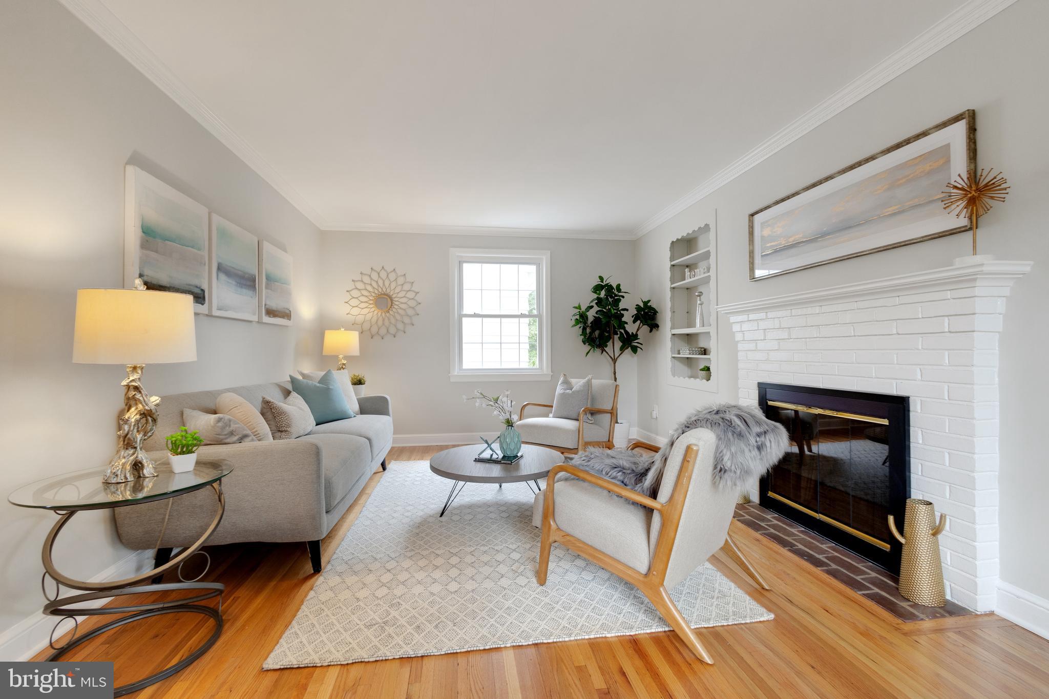 GLENVIEW - Residential