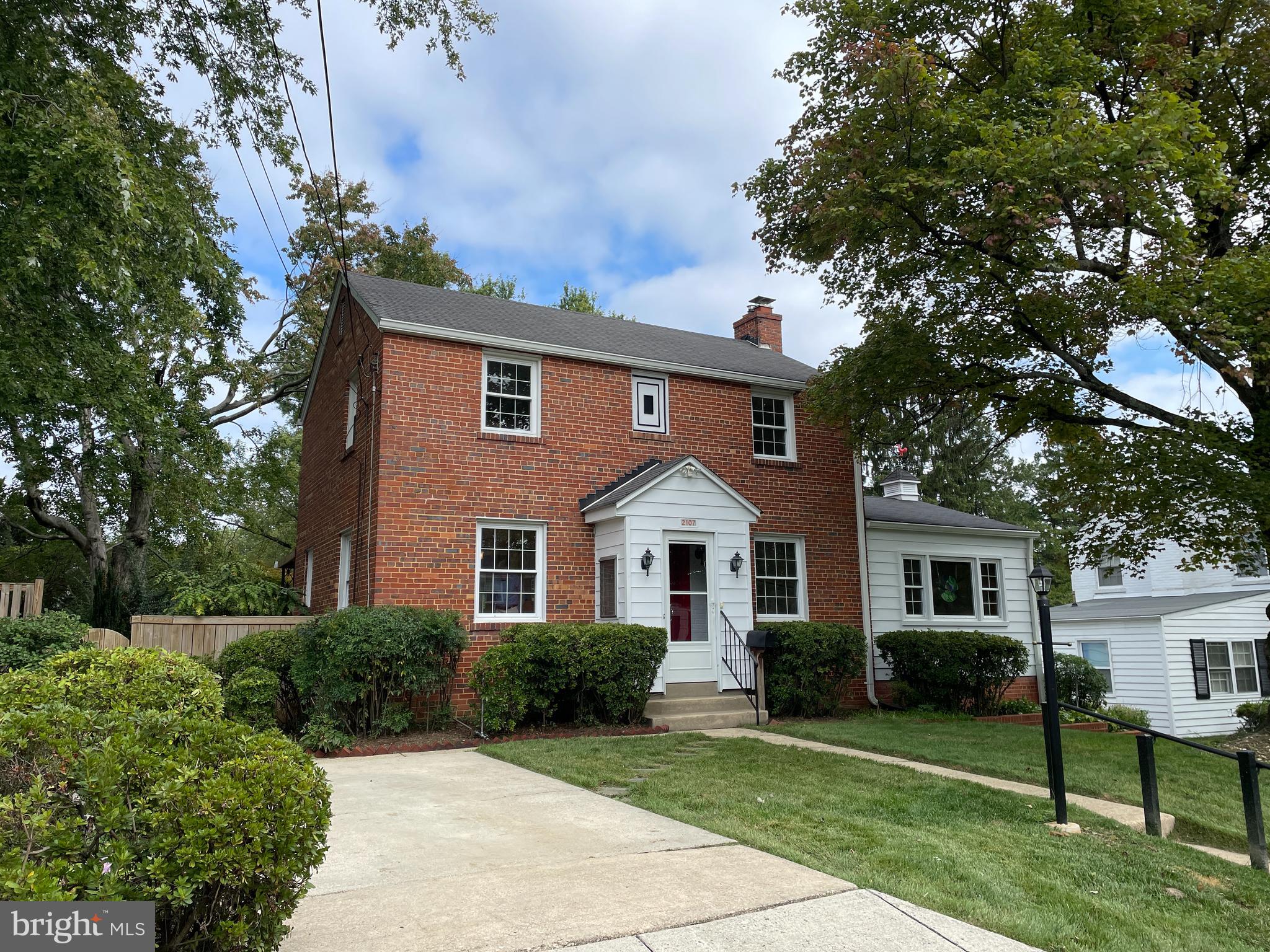 GLENVIEW - Residential