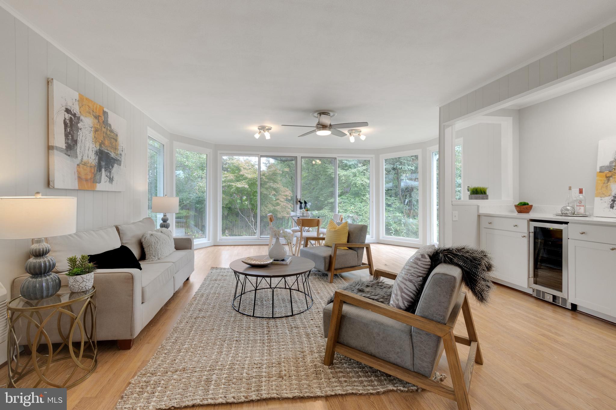 GLENVIEW - Residential