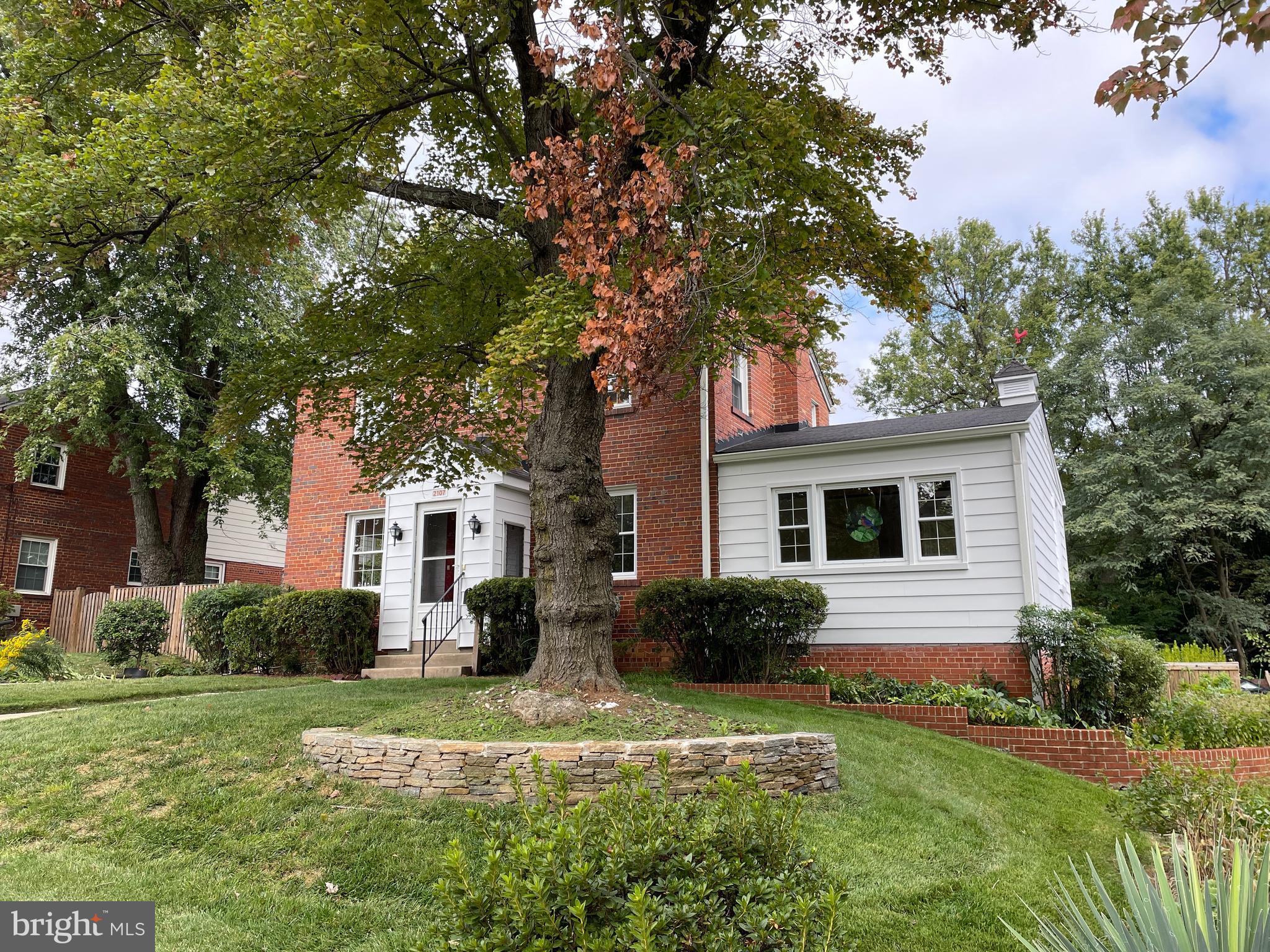 GLENVIEW - Residential