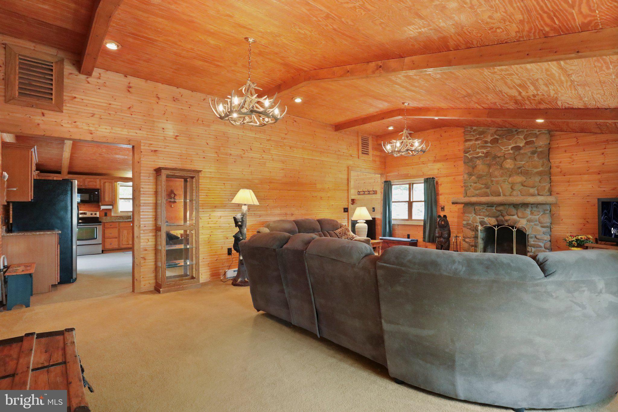 KEYES FERRY ACRES - Residential