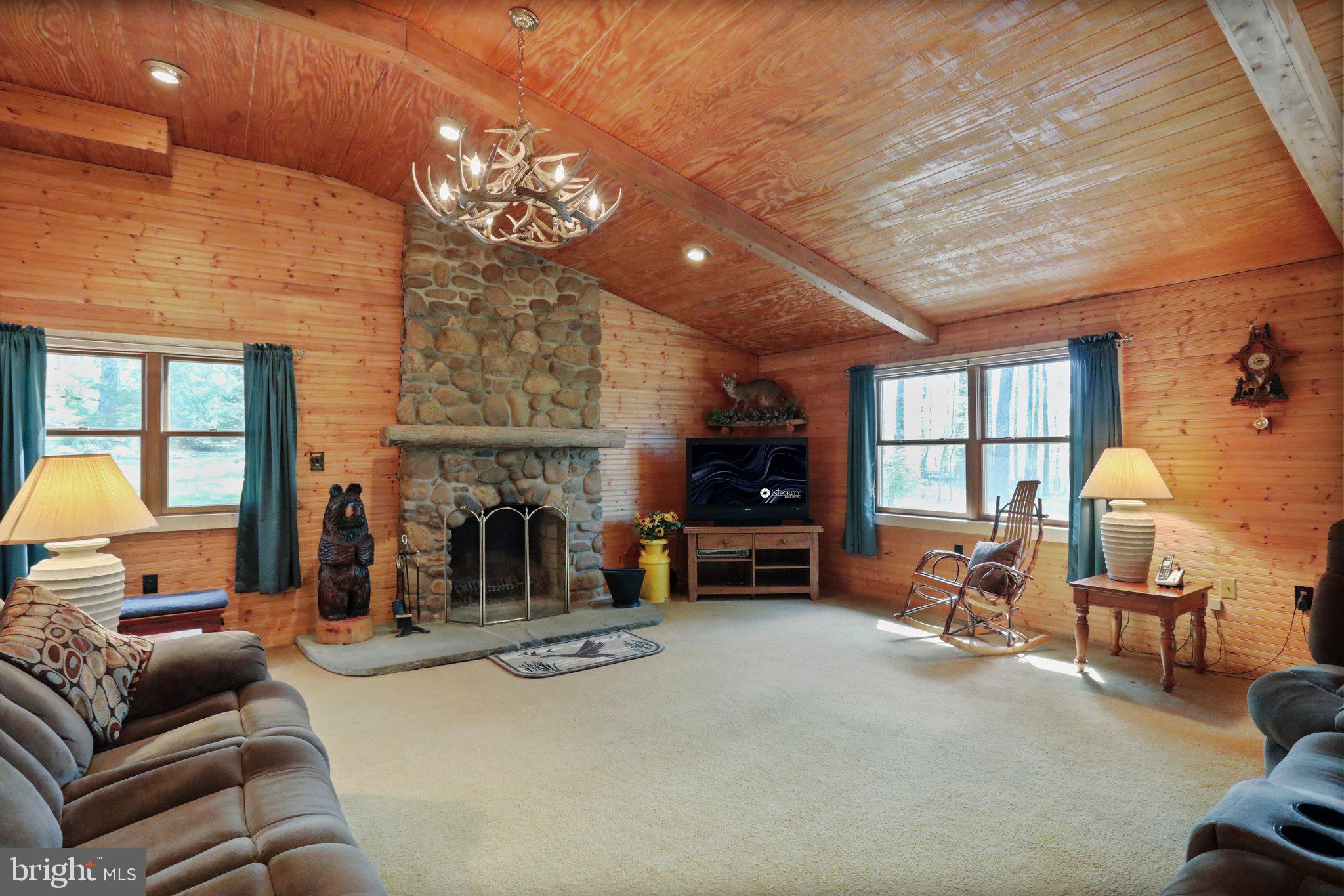 KEYES FERRY ACRES - Residential