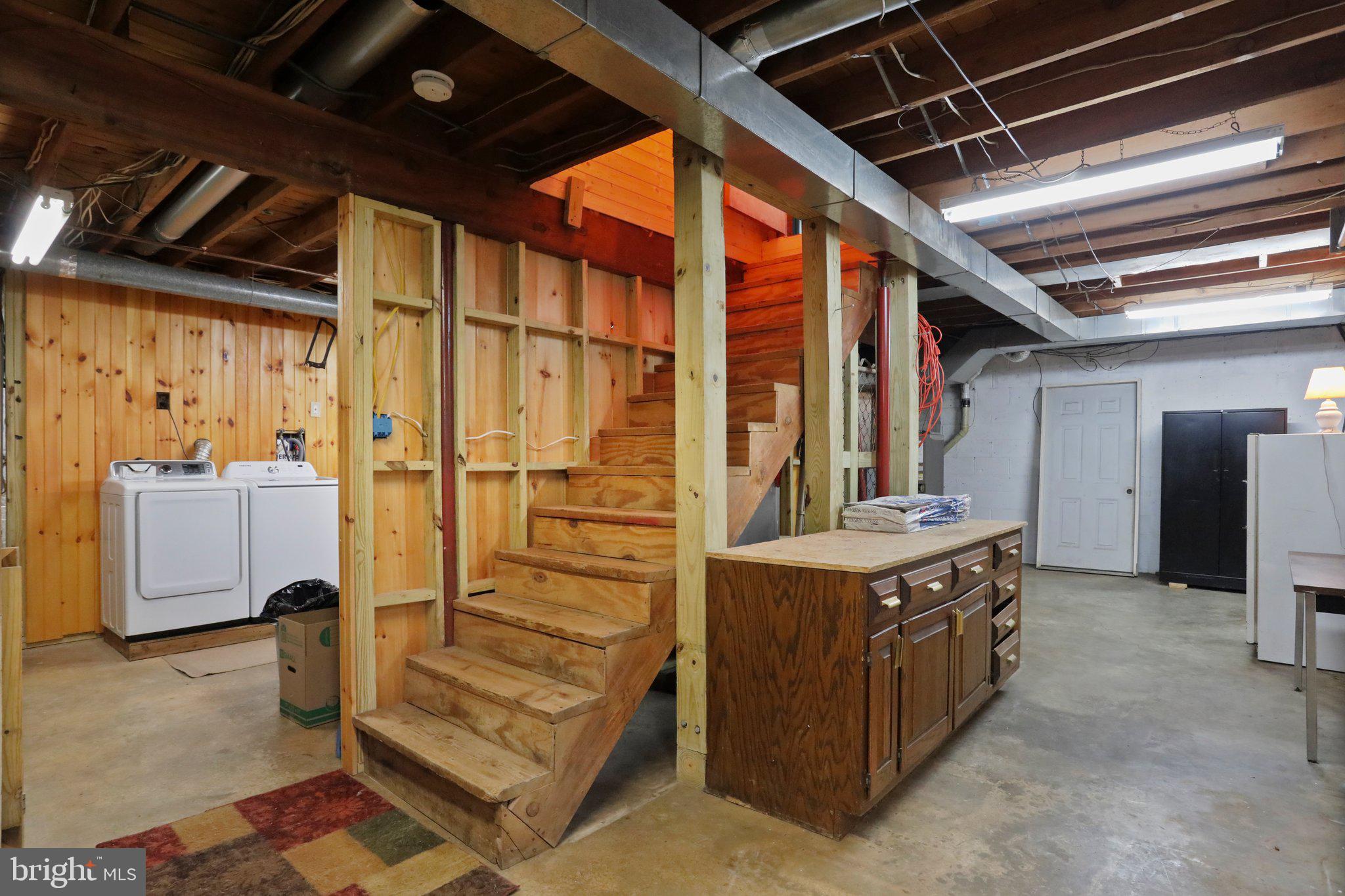 KEYES FERRY ACRES - Residential