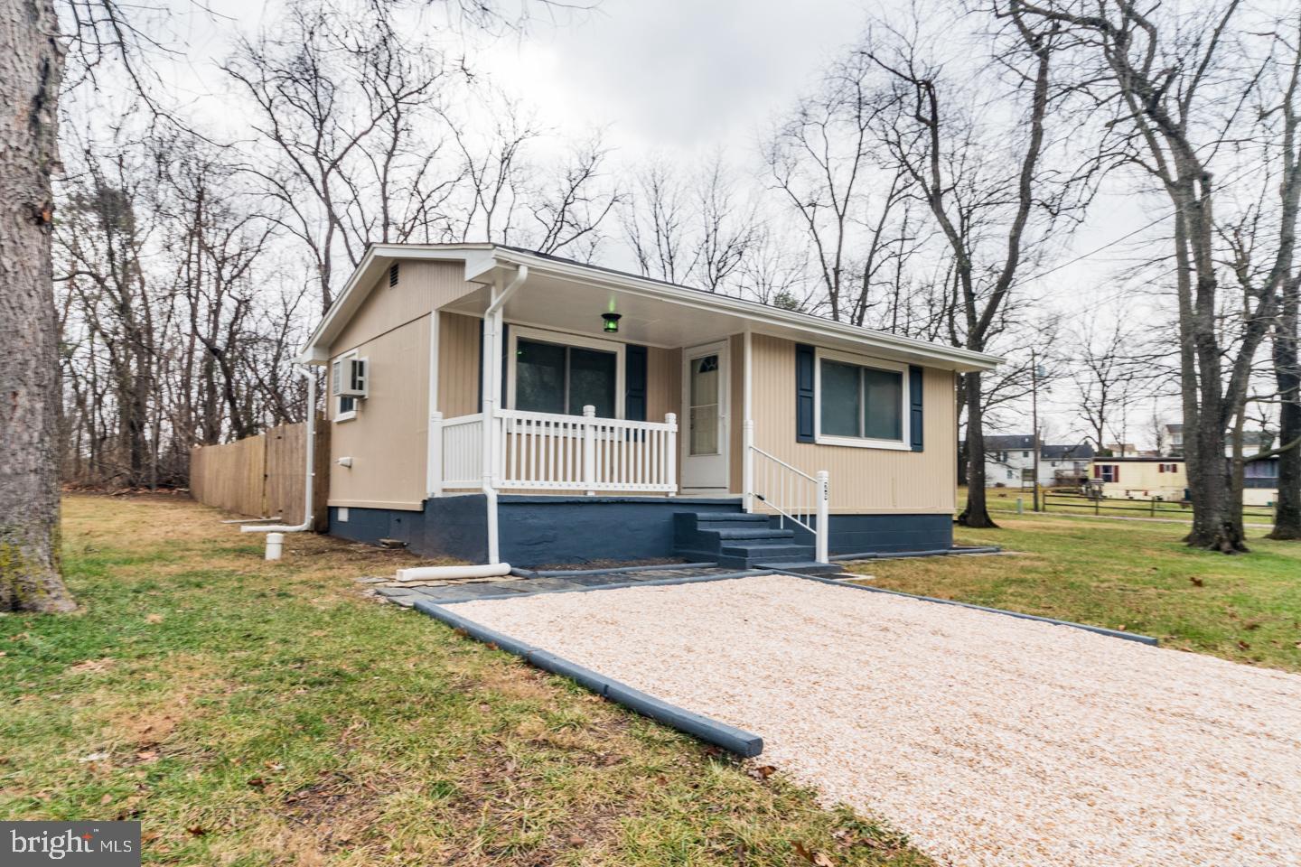 POTOMAC PARK ESTATES - Residential