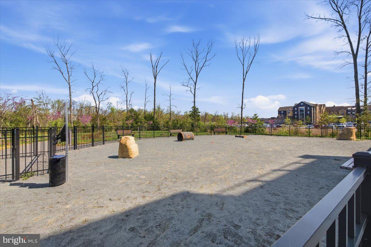 ASHBROOK PLACE - Residential