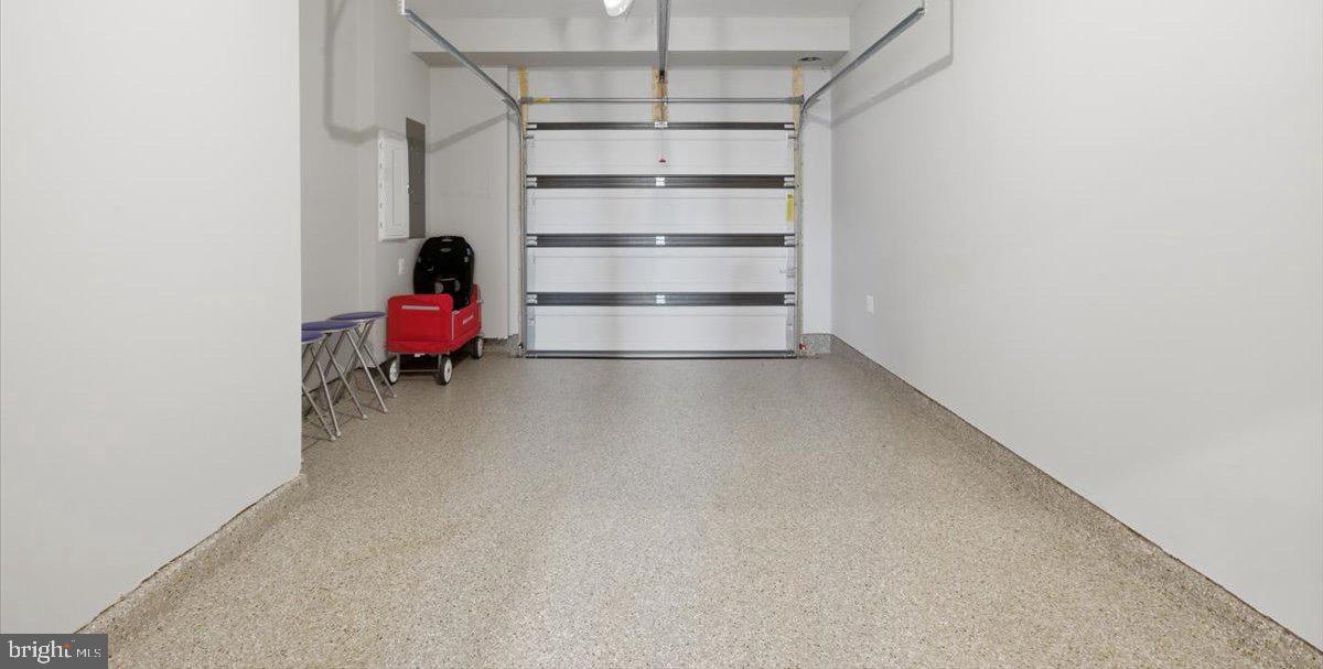 ASHBROOK PLACE - Residential