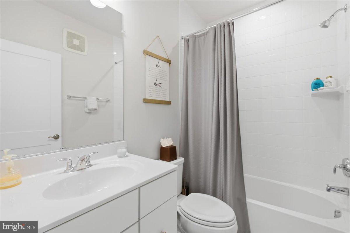 ASHBROOK PLACE - Residential