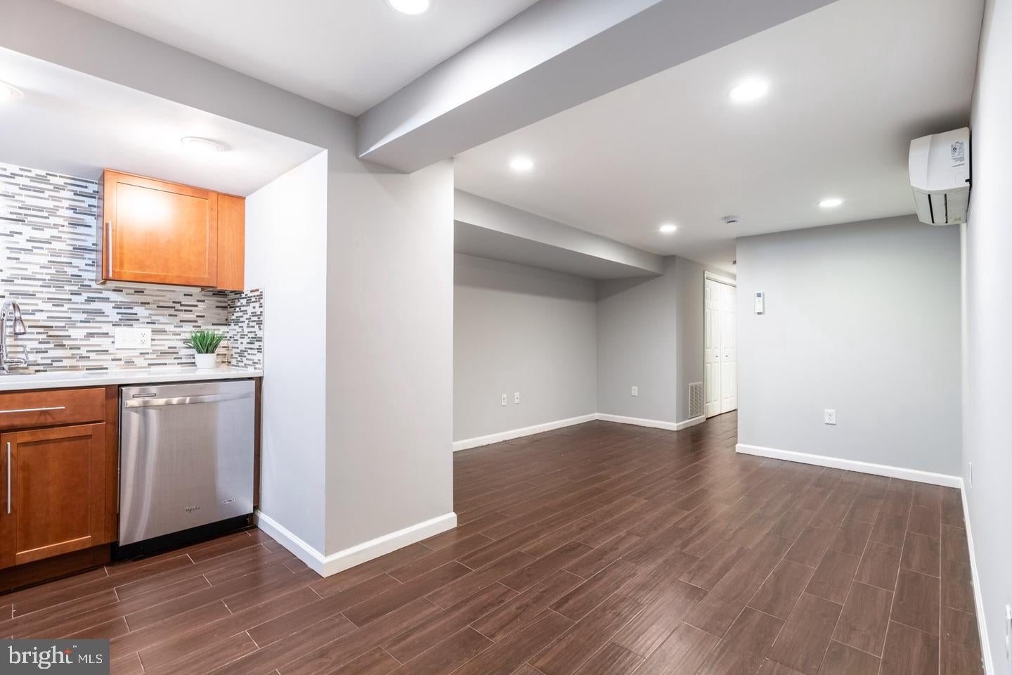 82 Q STREET 84B NW 84B