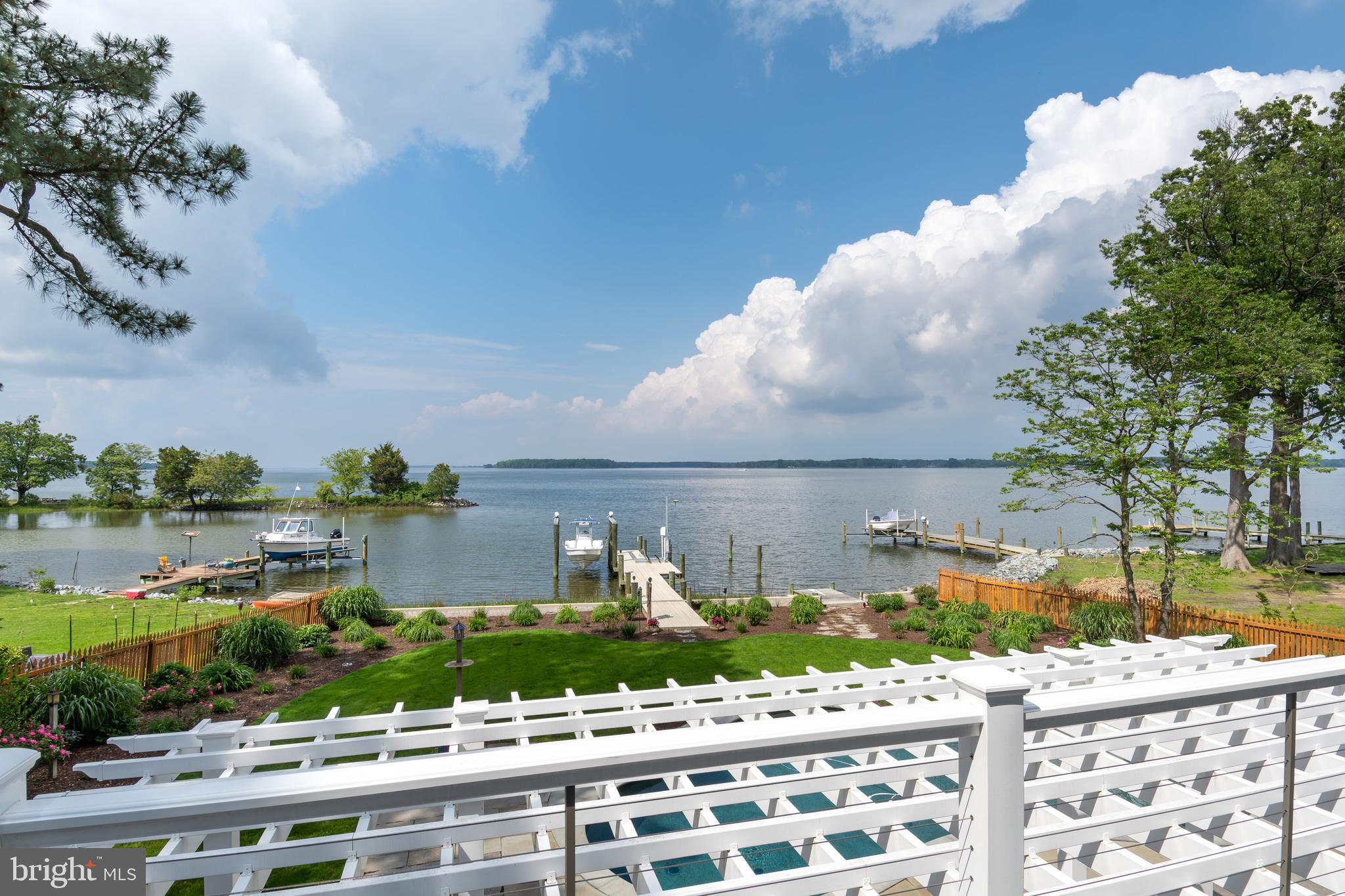 RIO VISTA - Residential