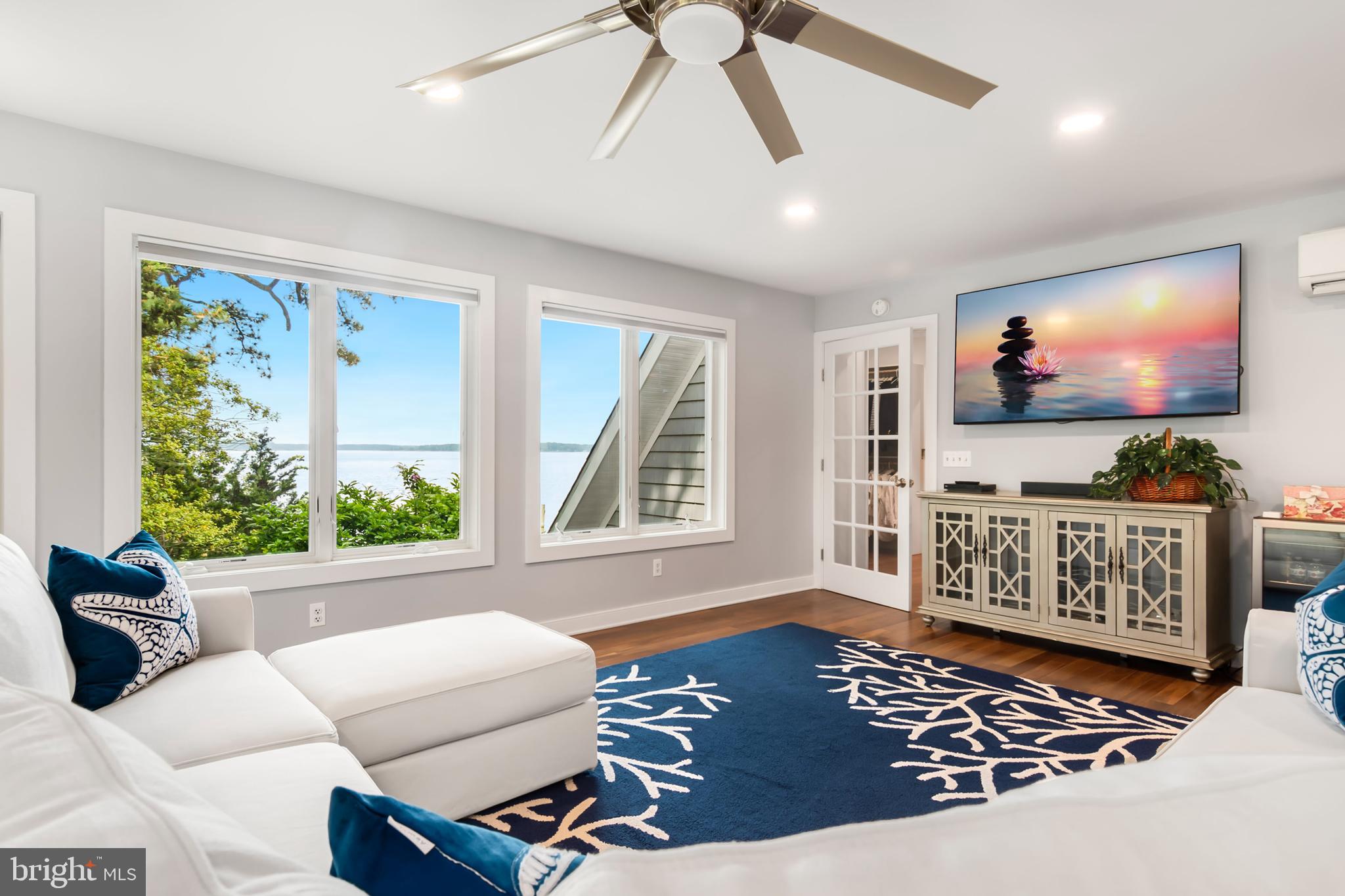 RIO VISTA - Residential