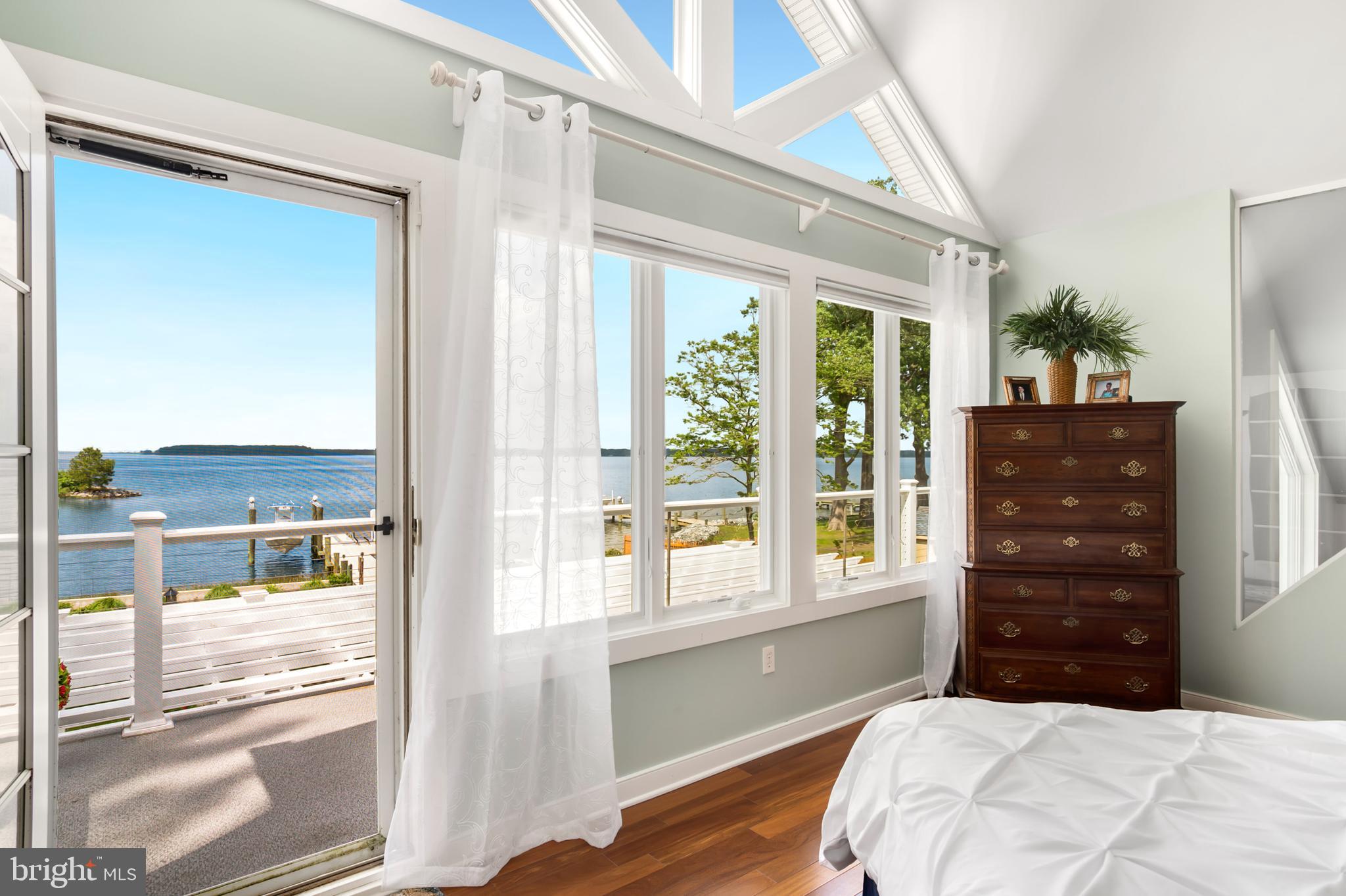 RIO VISTA - Residential