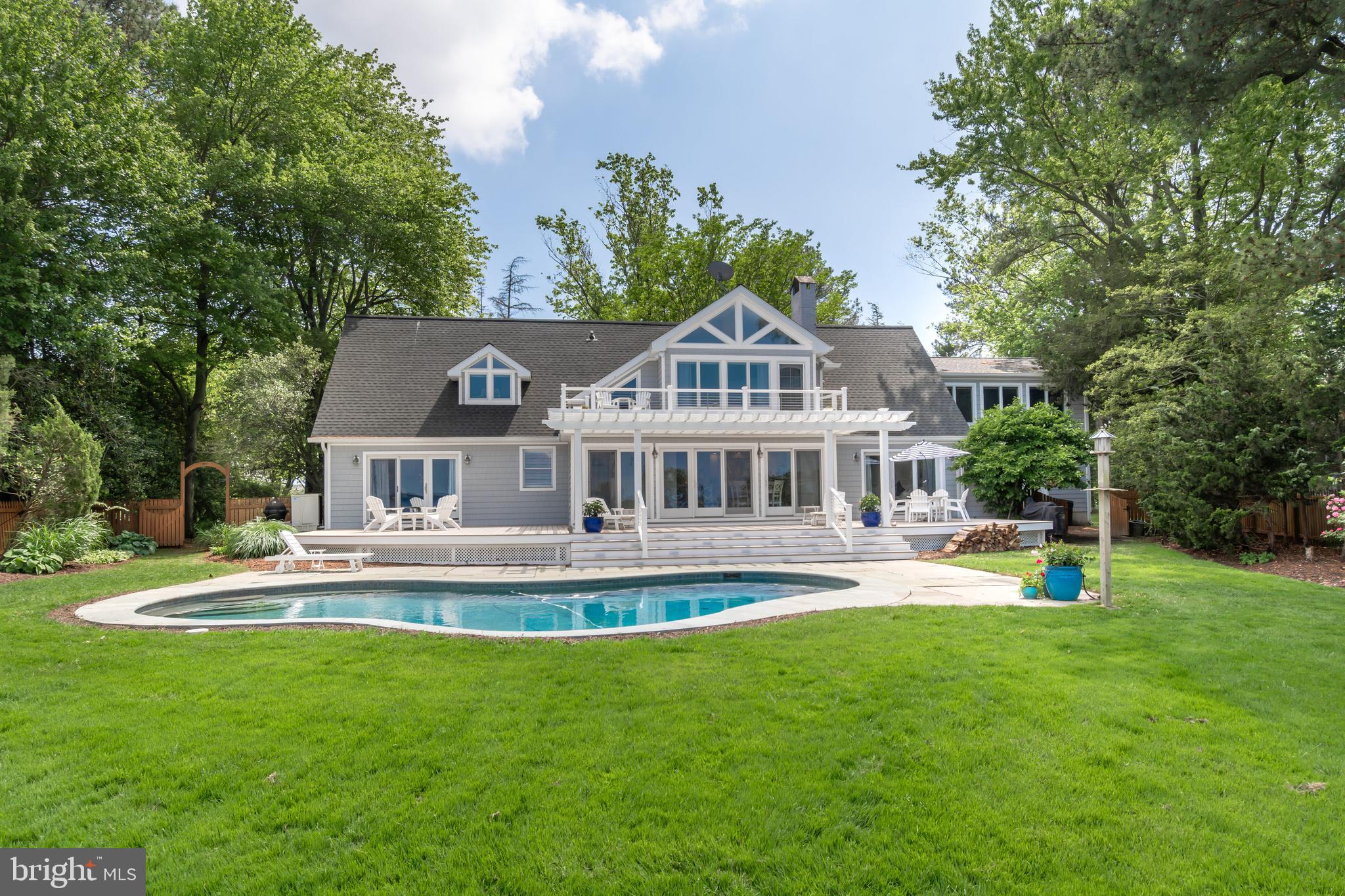 RIO VISTA - Residential