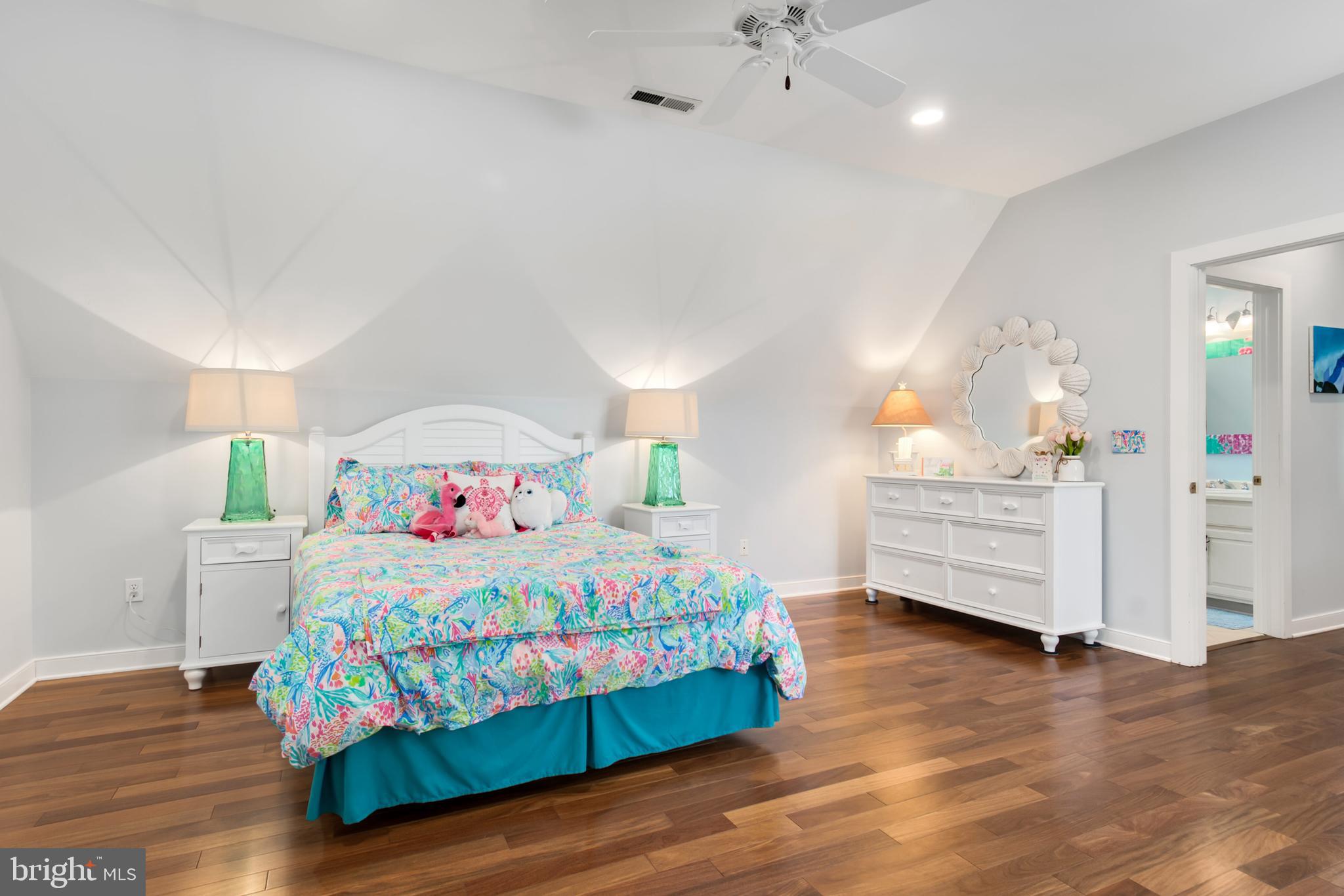 RIO VISTA - Residential