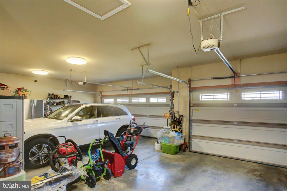 GRAND POINT CROSSING - Residential