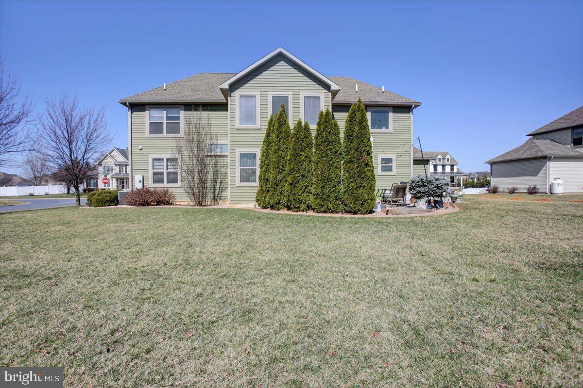 GRAND POINT CROSSING - Residential