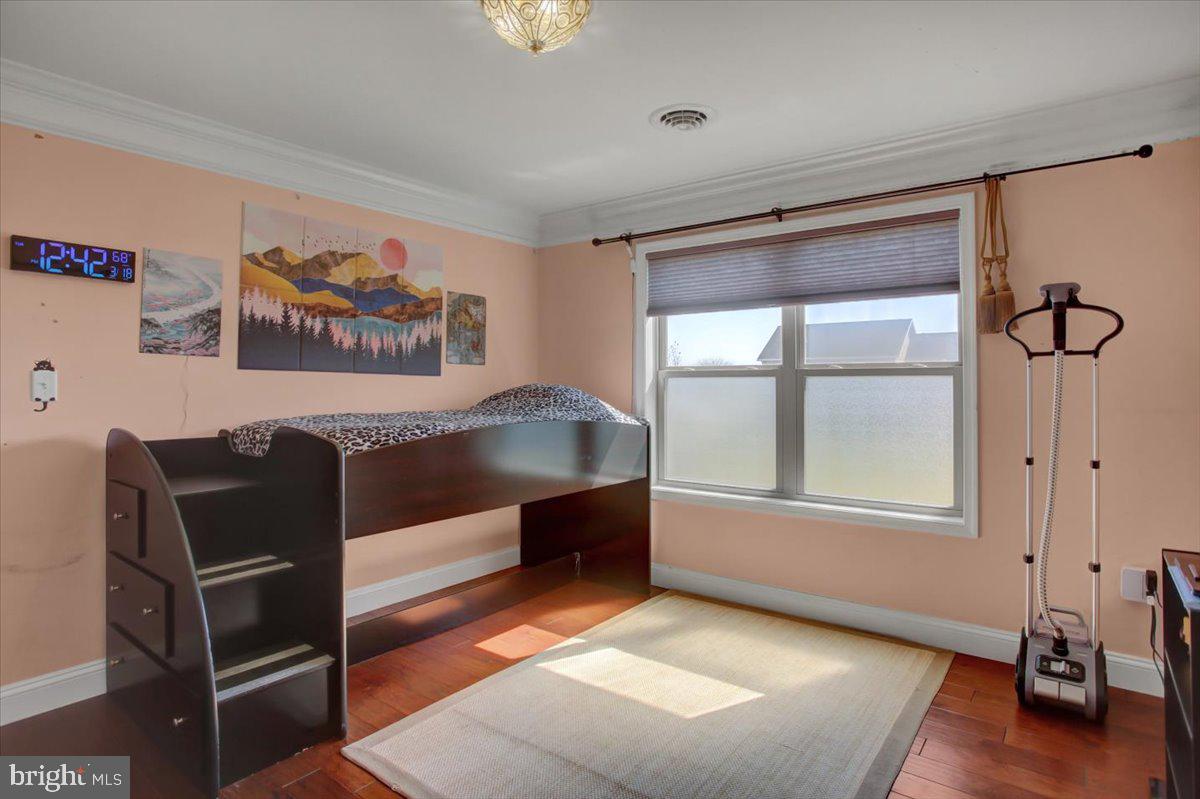 GRAND POINT CROSSING - Residential