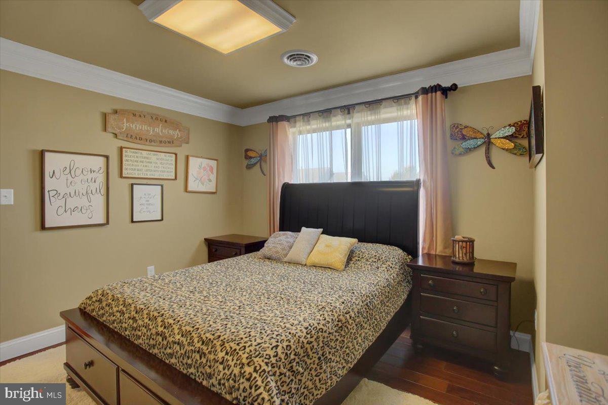 GRAND POINT CROSSING - Residential