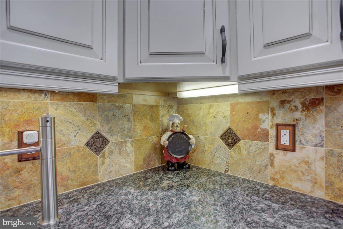 GRAND POINT CROSSING - Residential