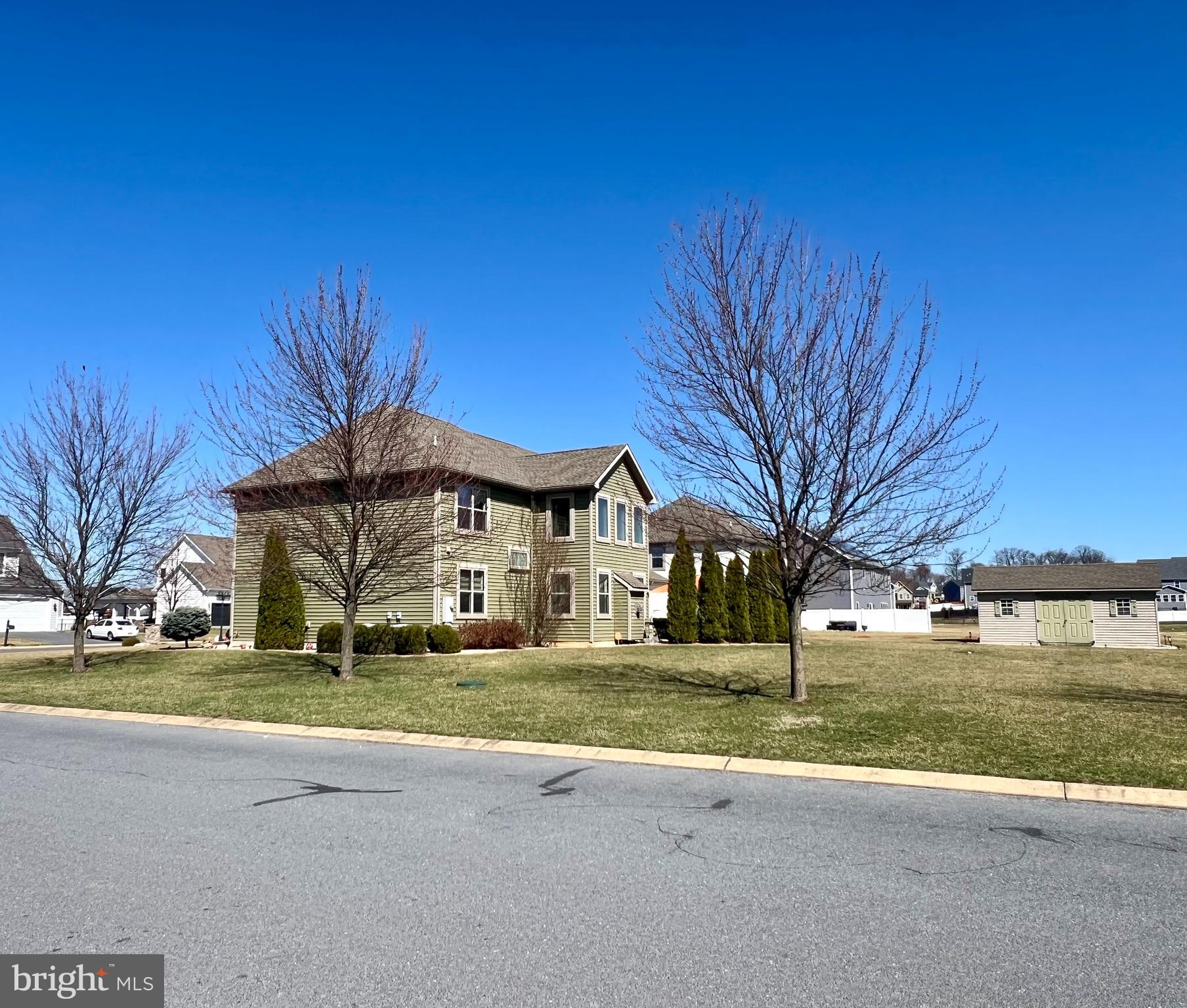 GRAND POINT CROSSING - Residential