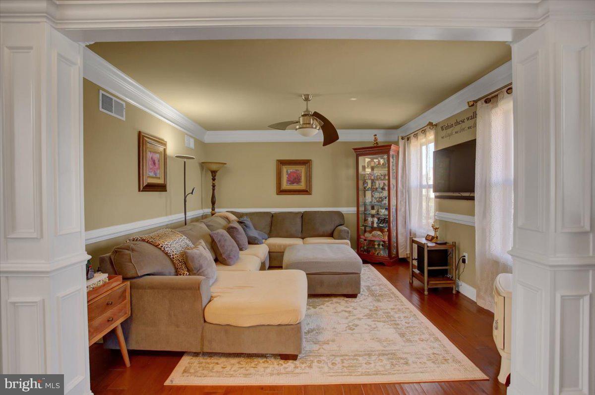 GRAND POINT CROSSING - Residential